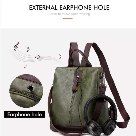 BNWOT Anti Theft backpack luxury high fashion - Picture 5 of 10